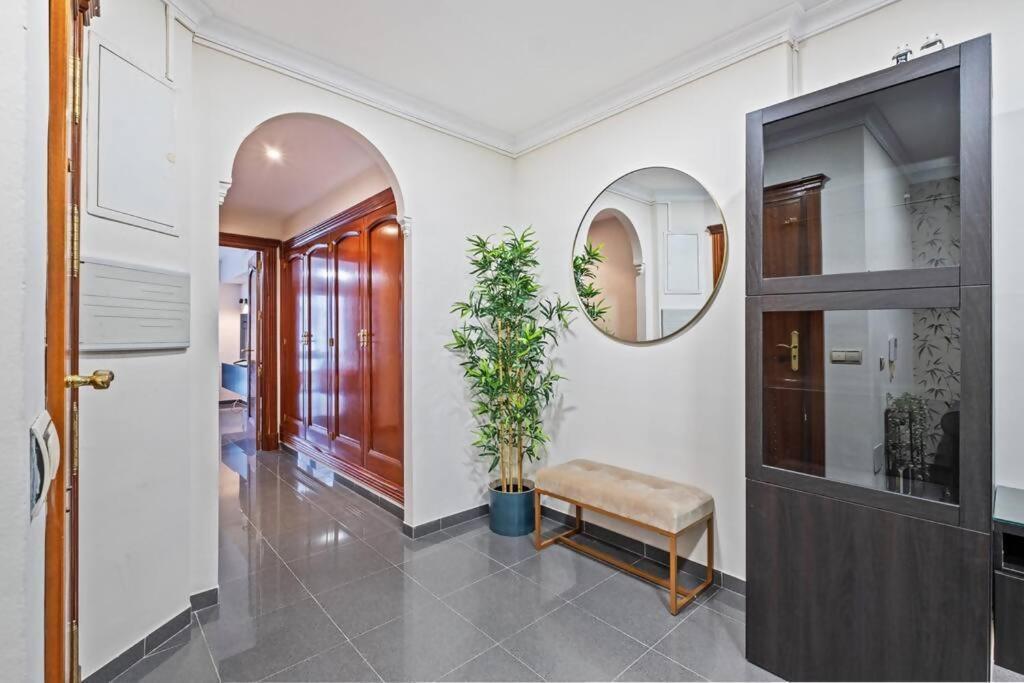 Piso En Atarazanas Appartement Málaga