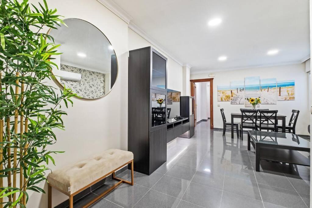Piso En Atarazanas Appartement Málaga